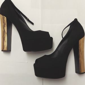 Giuseppe Zanotti peep-toe suede vintage Black pump with gold heel sz 40 RARE